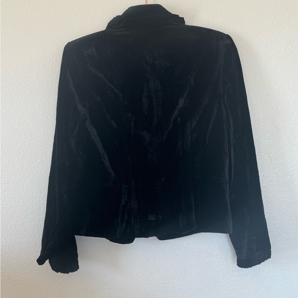 Black Velvet Victorian Blazer Ruffle Detail Trim Goth Size S Small - Picture 5 of 10